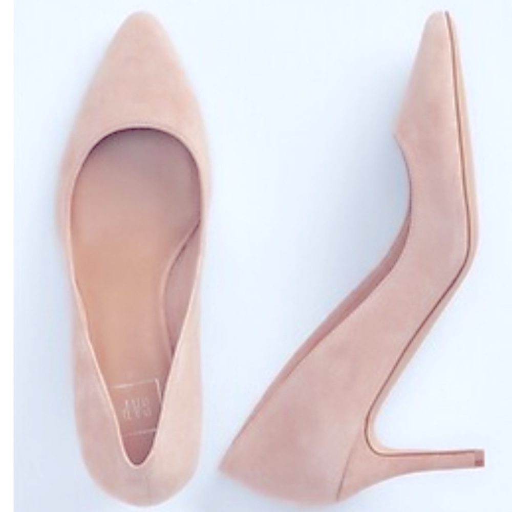 Gap soft pink suede heels size 9 NWOT